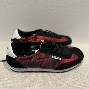 JUST HYPE Running Shoes